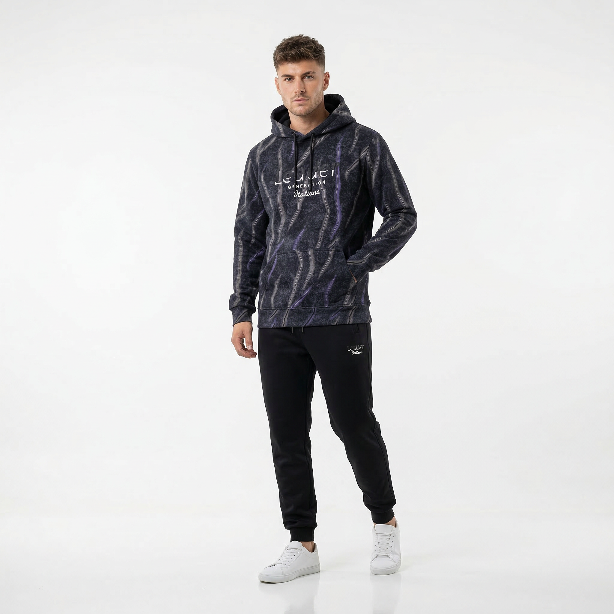 Italiano Leader Generation hoodie set featuring a comfortable hoodie and matching joggers in stylish design