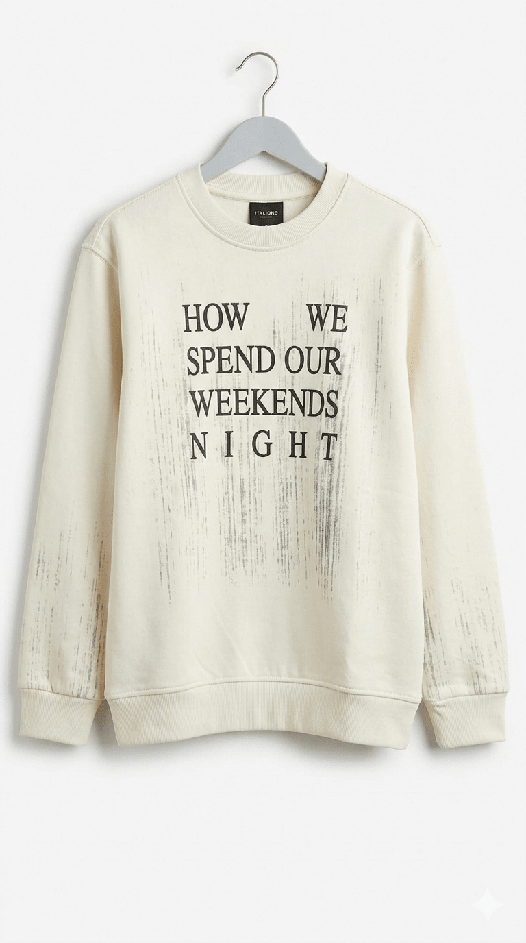 Italiano Weekends Night sweatshirt featuring a cozy, casual fit in soft fabric with a stylish design and logo on the front.