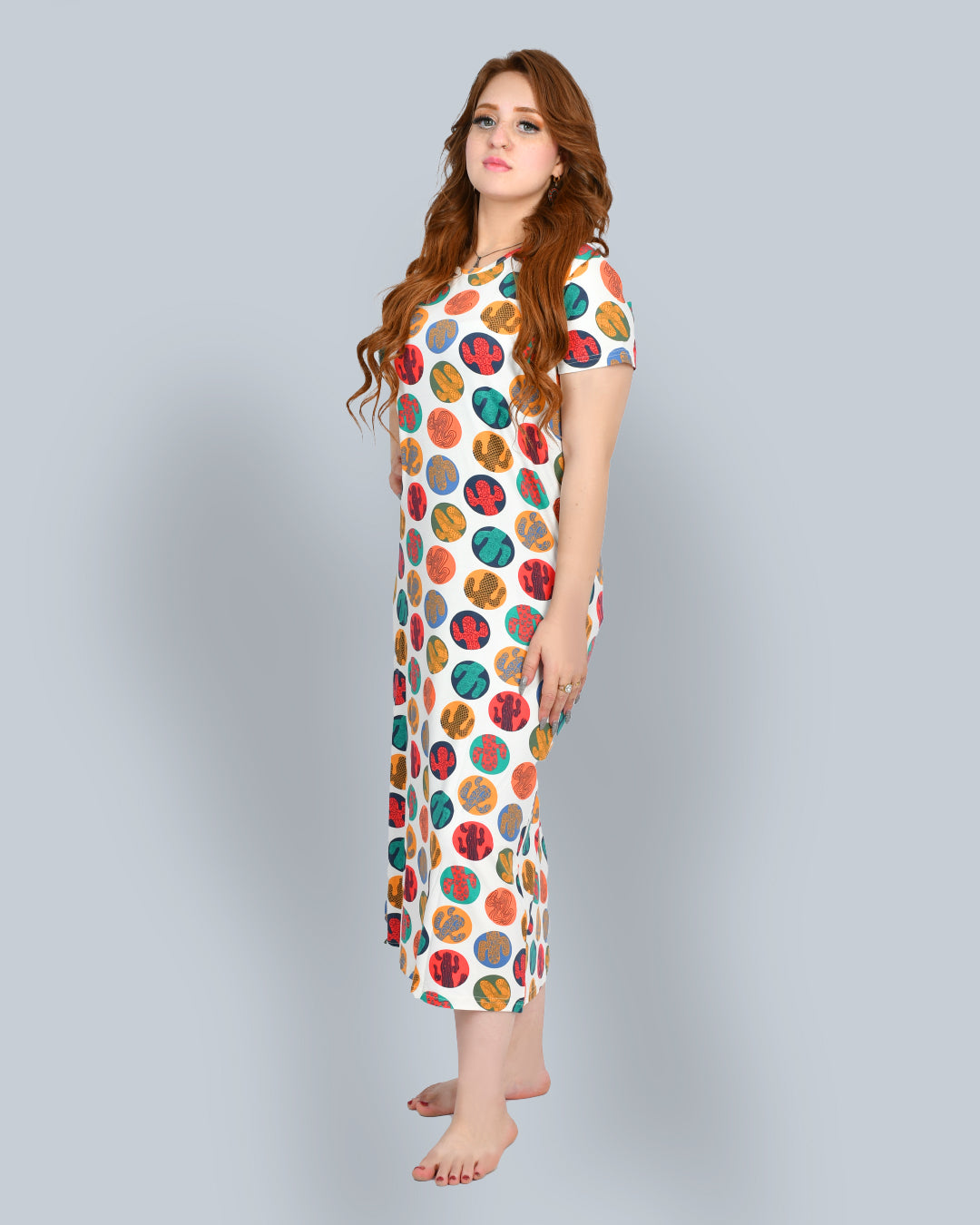 Short quarter-sleeve shirt