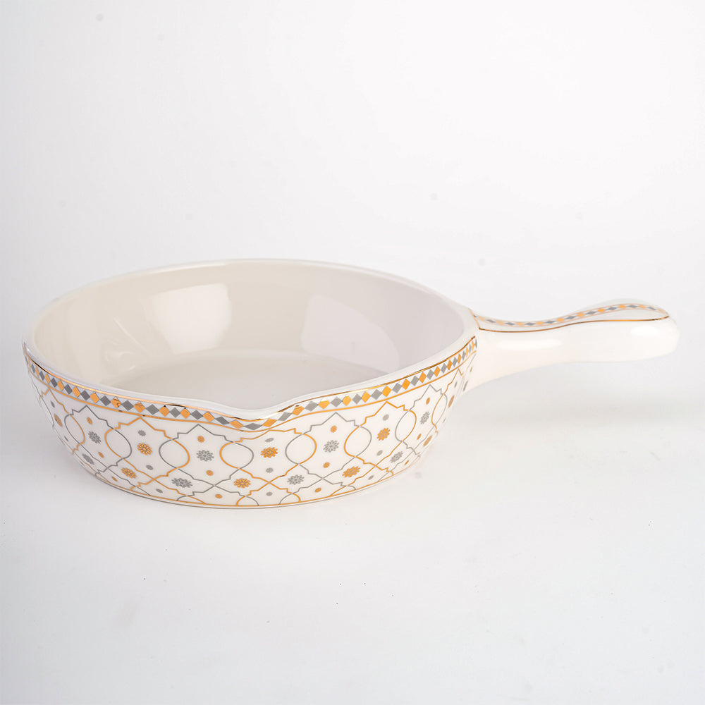 ROSA Andalusia ????? ??? in bright yellow with handle, non-stick surface, perfect for cooking eggs in the kitchen.