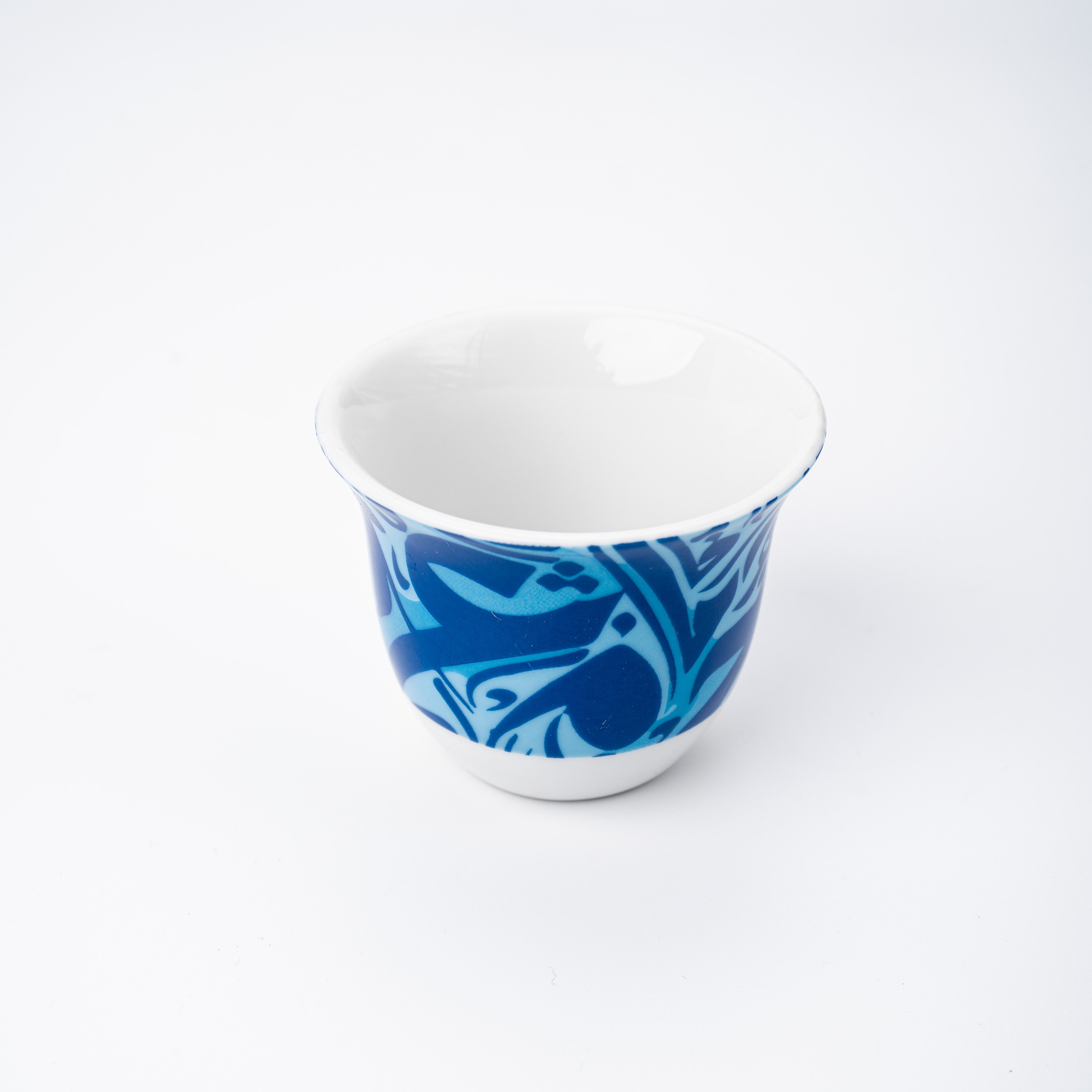 KUFI Arabic teacup set by ROSA featuring traditional design with elegant ceramic cups and saucers for Arabic tea serving.