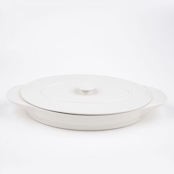 Large porcelain oval oven dish with lid, 38 cm, suitable for table serving, by Husseiny Youssef, ideal for baking and presentation.