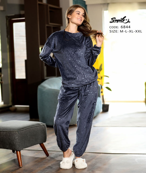 Winter Pajama set with sleeves and pants