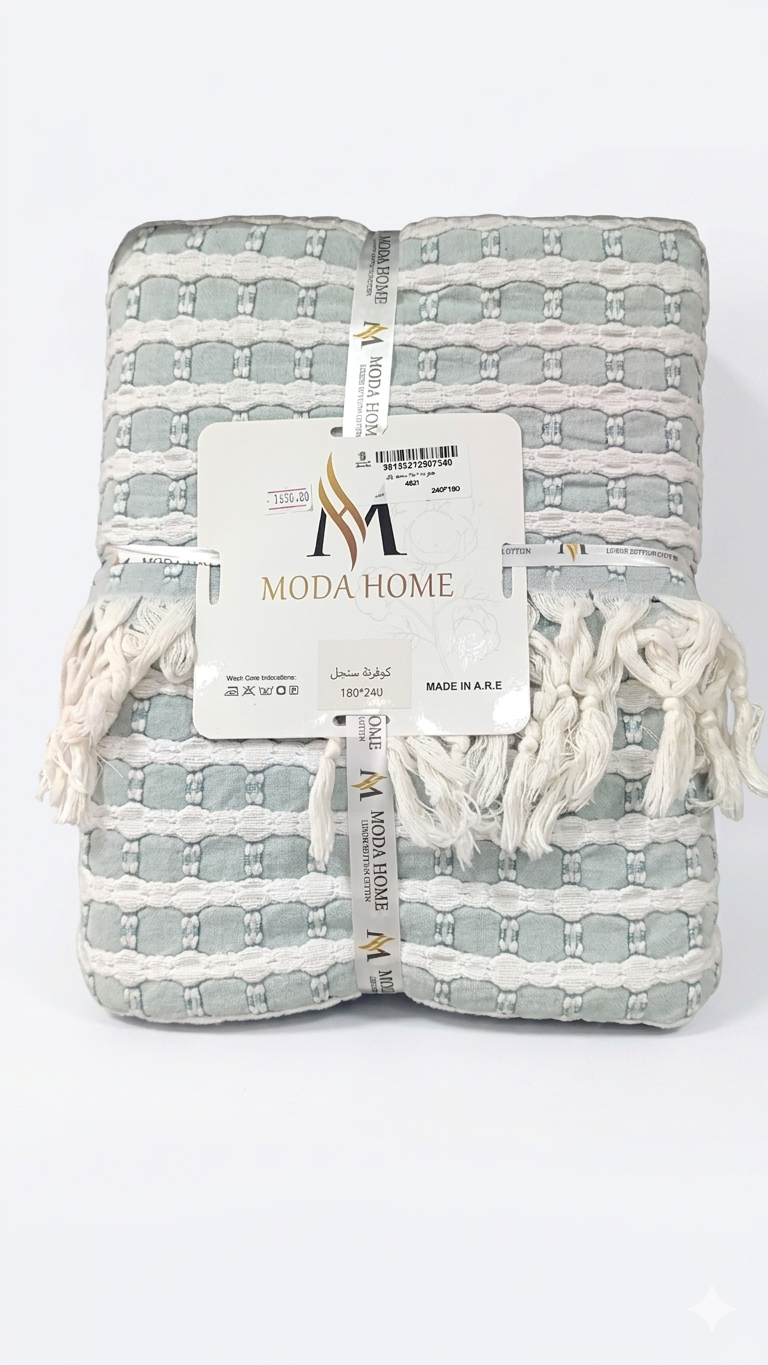 MODA HOME Labella 1-Piece Single Coverlet in 240x260 cm with four-piece set, featuring soft fabric and elegant design.