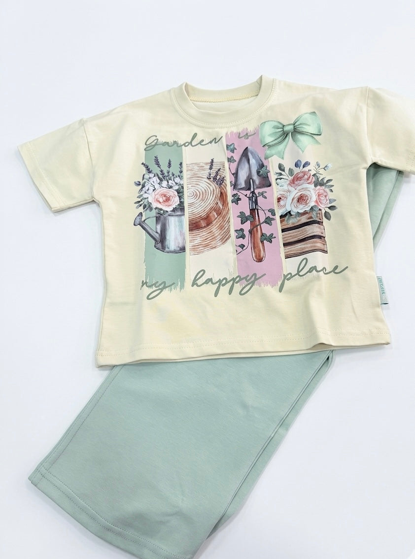 Dream My Happy Place girls' summer R-neck pajama with colorful, playful design, perfect for comfortable bedtime and lounging.
