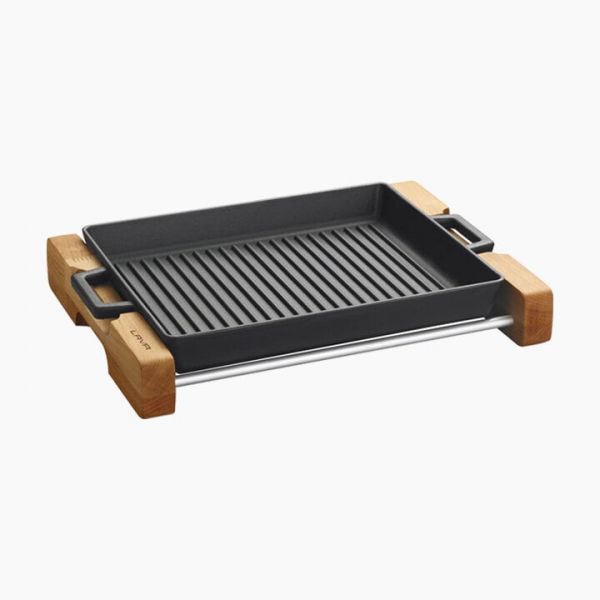 Griddle/Grill, integral metal handles and wooden service stand 26x32 cm