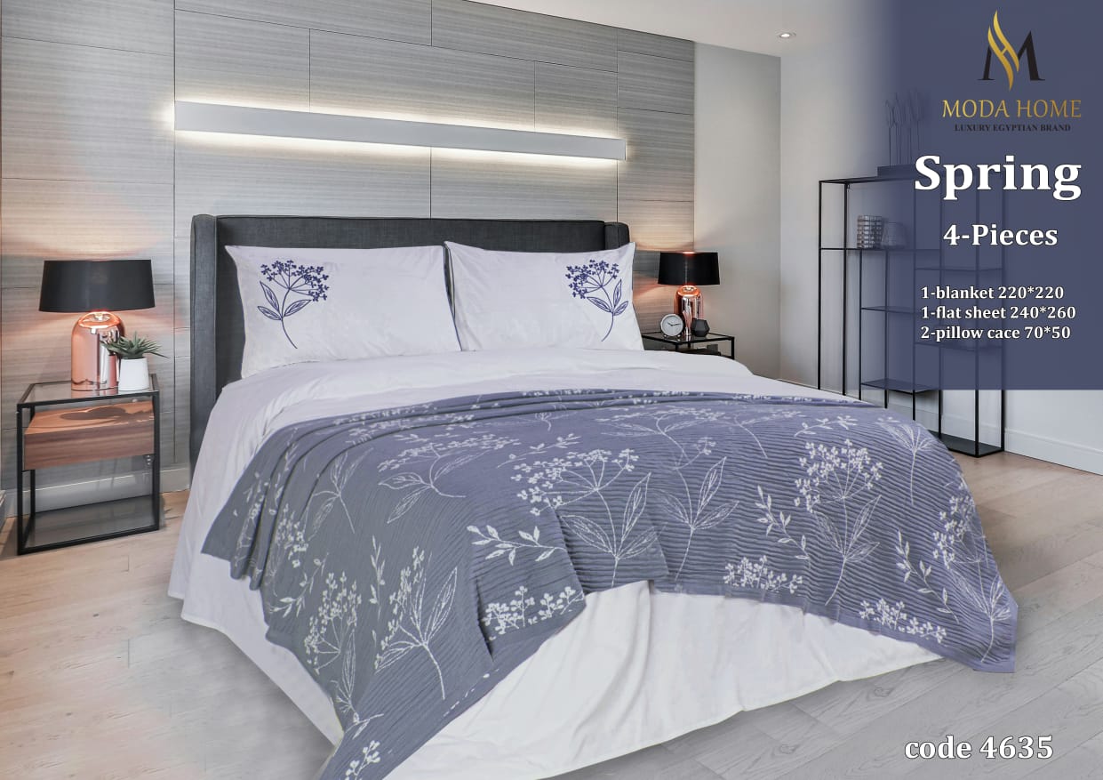 MODA HOME spring 4-piece coverlet set with floral design, 220x240 cm, featuring soft, lightweight bedding for a cozy bedroom look.