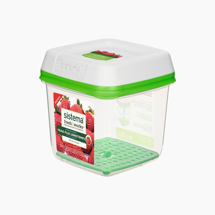 Sistema 53110 fruit and vegetable storage container, 1.5L, clear plastic with lid for fresh produce storage.