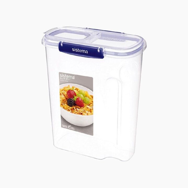 Kitchen Tools Klip It Plus cereal lunch box, 4.2-litre container for storing cereal or snacks, with a secure clip lid.
