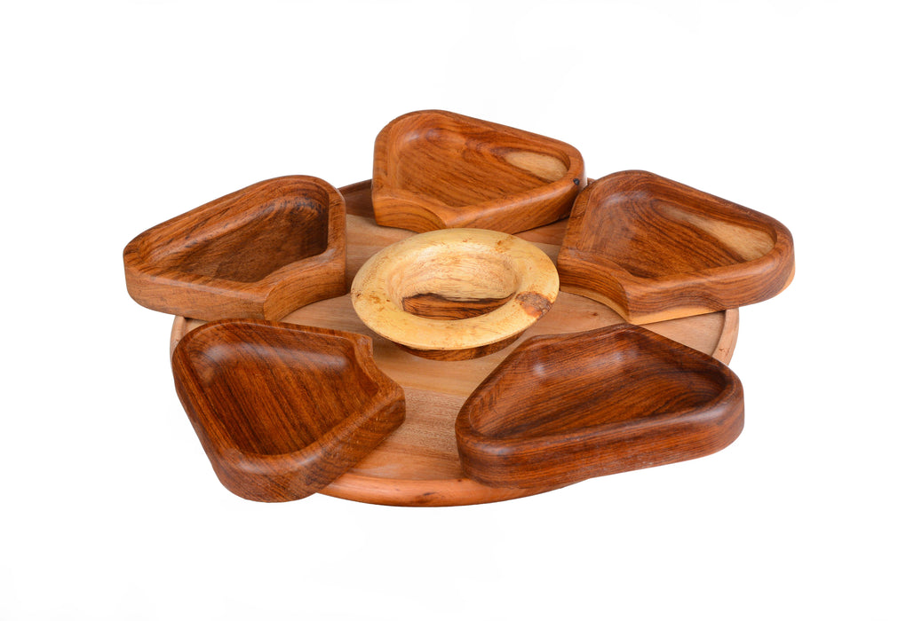 Fan-shaped snack platter