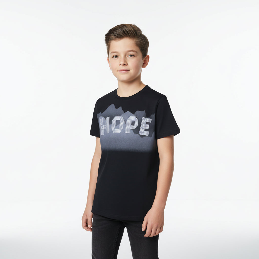 Italiano HOPE تيشرت نص كم in light fabric, featuring a relaxed fit and stylish design, perfect for casual wear.