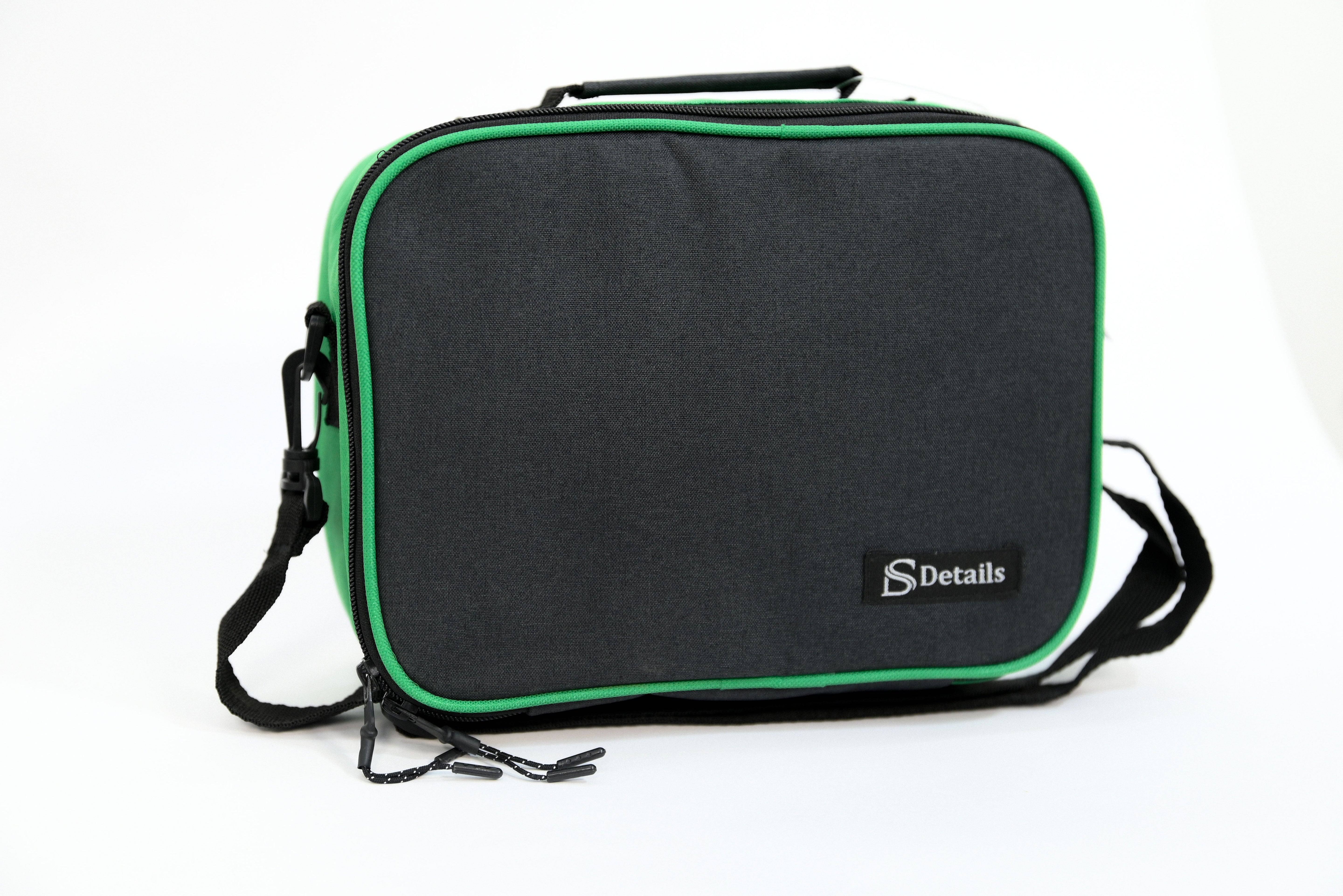 Rectangular 7-liter Husseinyoussef lunch bag with insulated interior, ideal for carrying meals and snacks on the go.