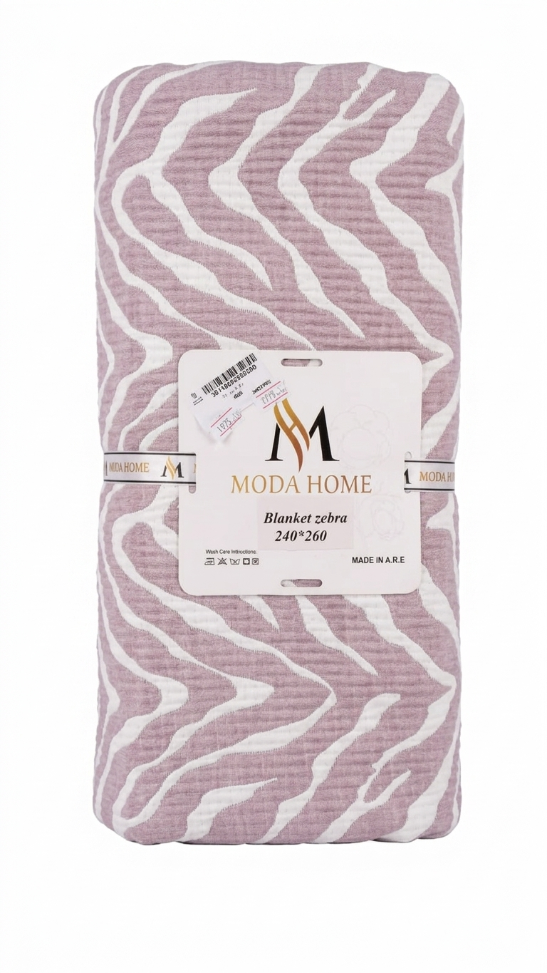 Zebra pattern 1-piece coverlet by MODA HOME, 240x260 cm, featuring black and white animal print design on soft fabric.