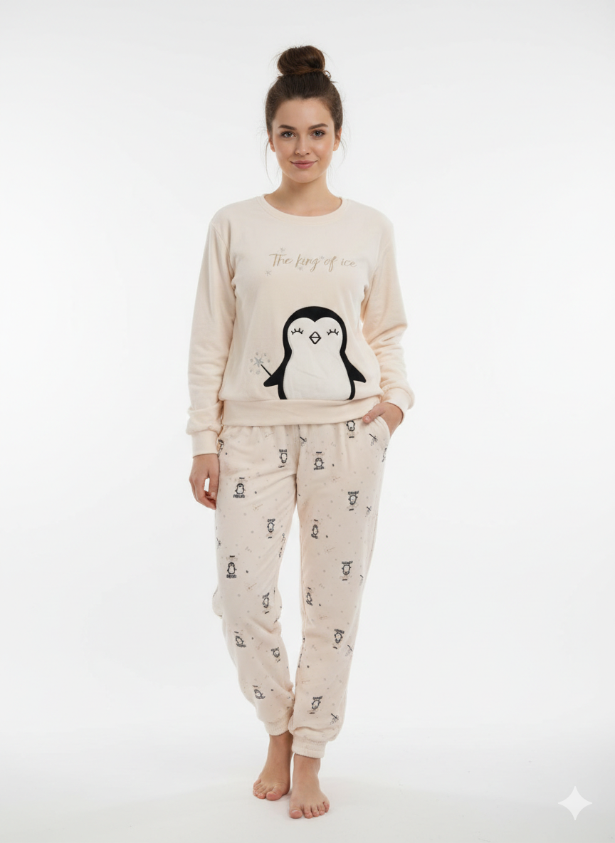 Hussein Youssef ICE KING round neck pajama set featuring a comfortable, soft fabric with a stylish design.