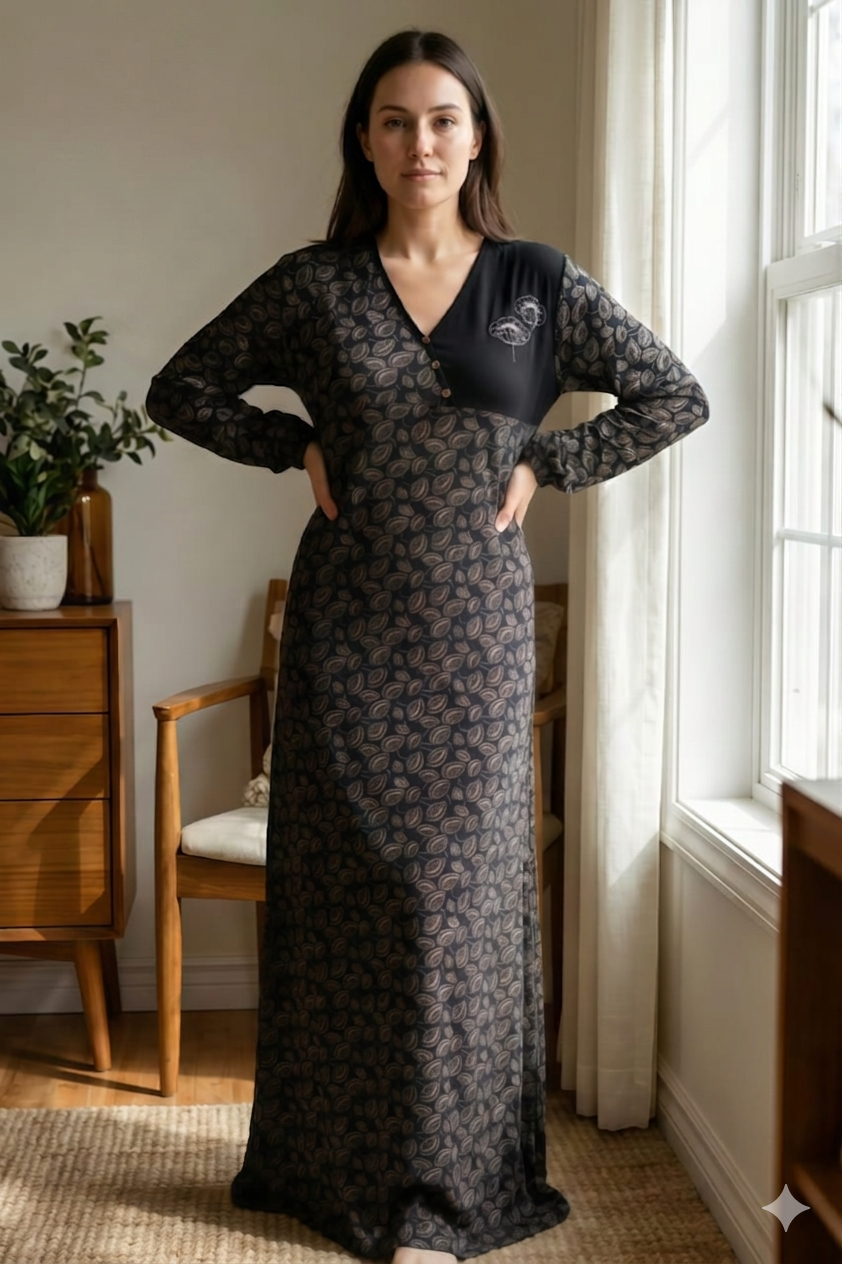 Pistache Fullcover H.S nightshirt featuring long sleeves and a comfortable fit, designed for cozy nighttime wear.