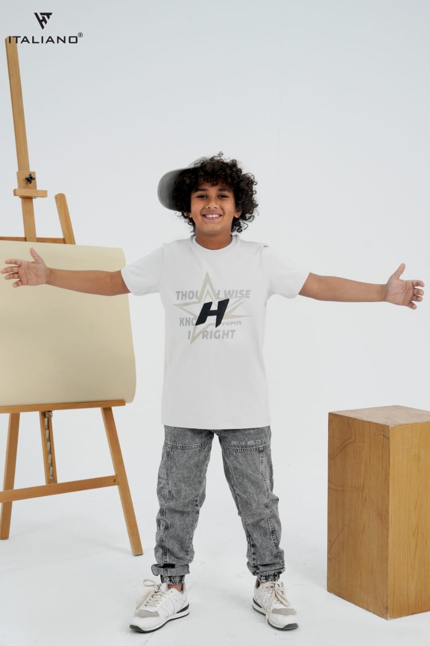 Italiano men's short sleeve T-shirt in soft fabric with a classic fit, shown in a neutral color.
