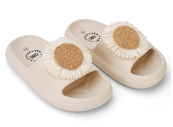 CUBS Sunflower Off-white Slide - Regular 2026