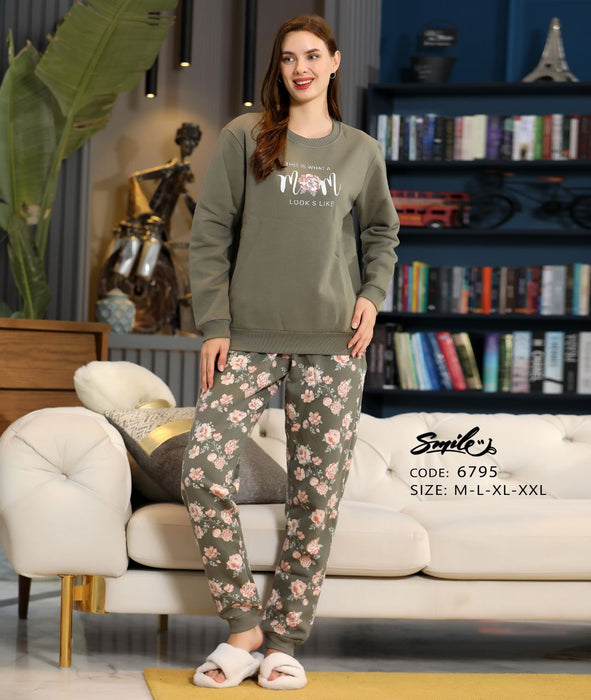 Winter Pajama set with sleeves and pants