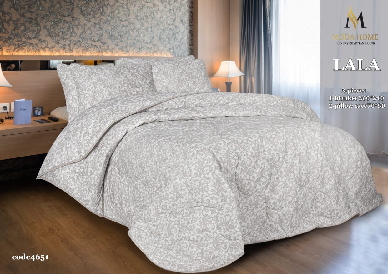 MODA HOME Lala quilted 3-piece coverlet set with matching pillowcases, 240x260 cm, featuring a stylish quilted design.