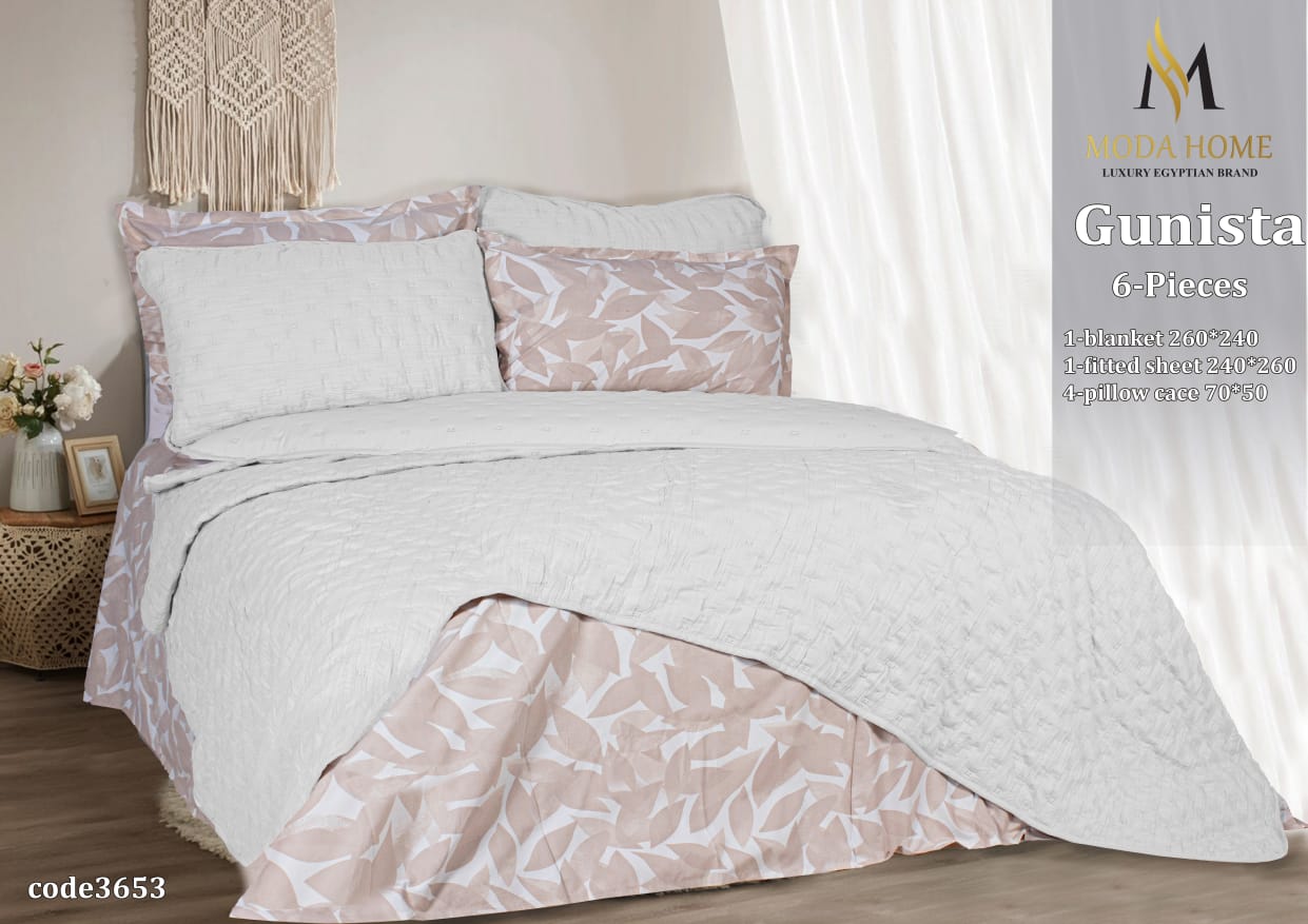MODA HOME Jonsta 6-piece fitted sheet coverlet set, 260x240 cm, soft fabric bedding for a cozy bedroom look.