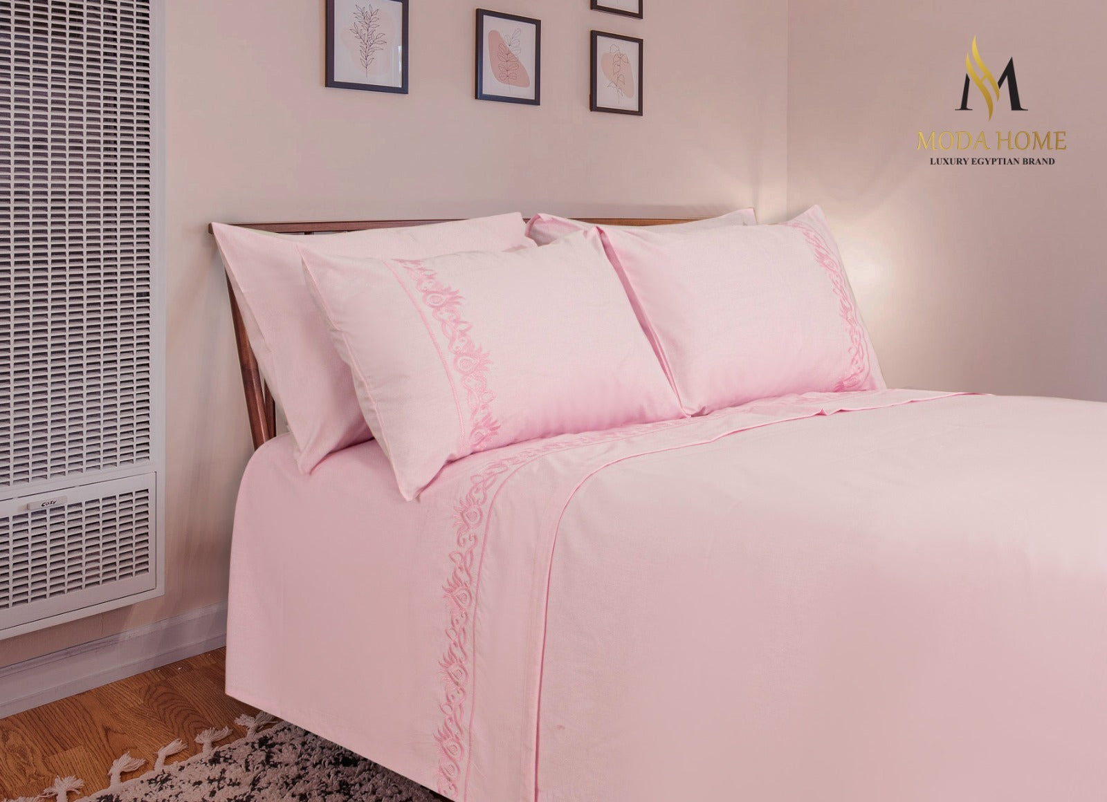 MODA HOME Touch bedsheet set with 5 pieces, size 240x260 cm, featuring soft, comfortable fabric and coordinating pillowcases.