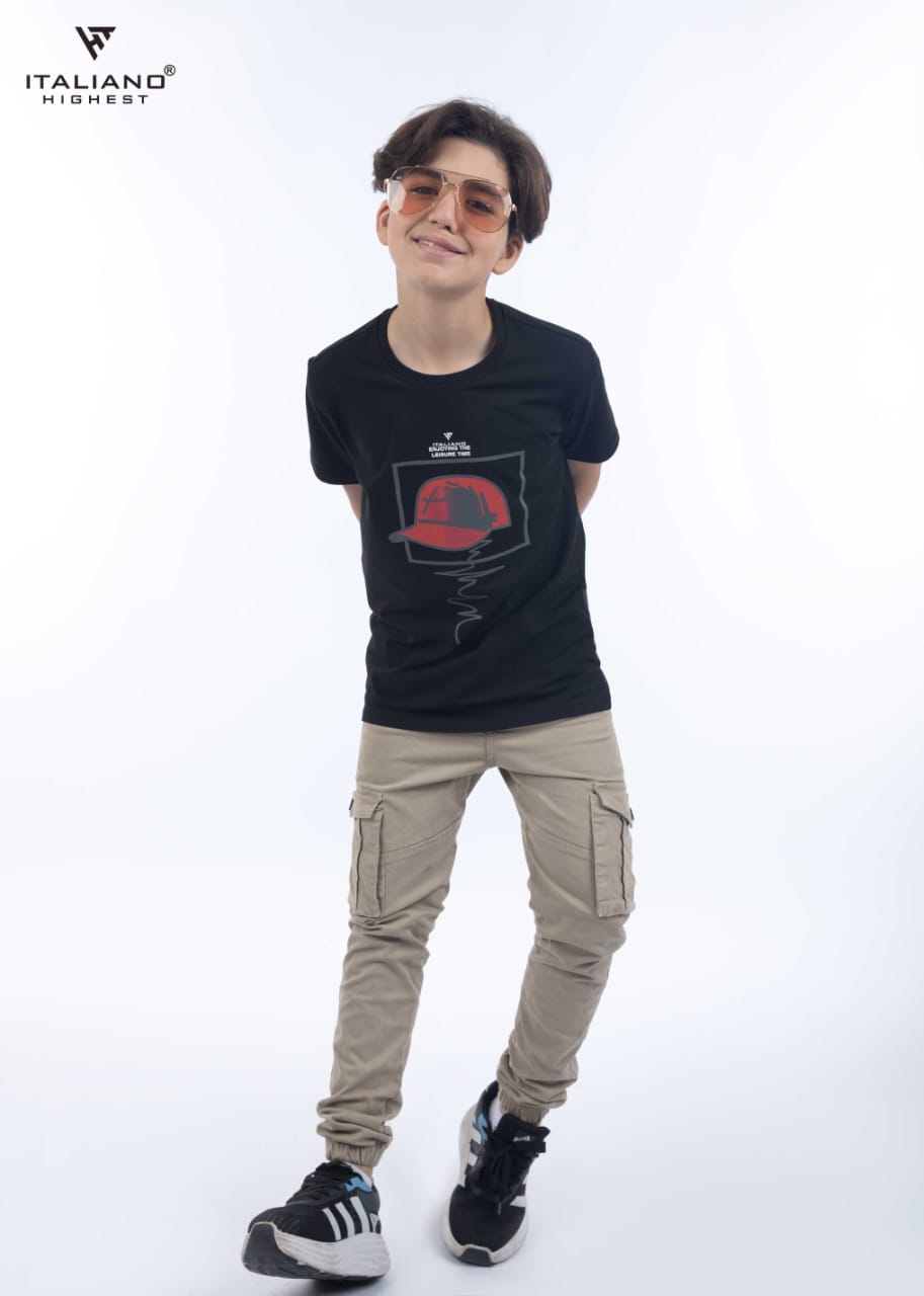 Light beige Italiano short-sleeve t-shirt with a relaxed fit, displayed flat on a white background.